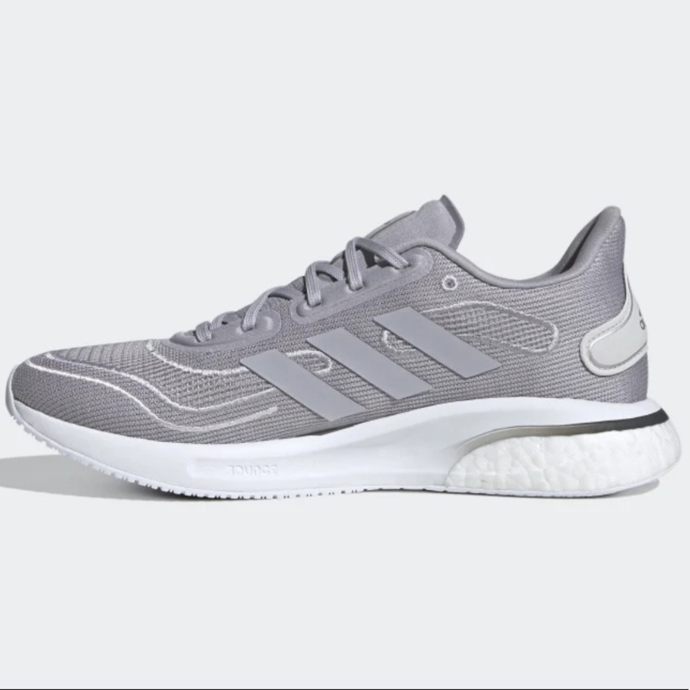 **SOLD** ADIDAS Supernova Glory grey/ Silver